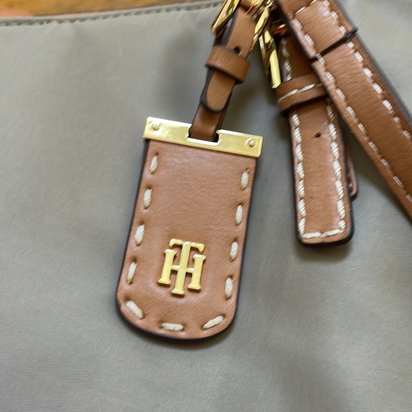 EUC Tommy Hilfiger Tote - Picture 5 of 6